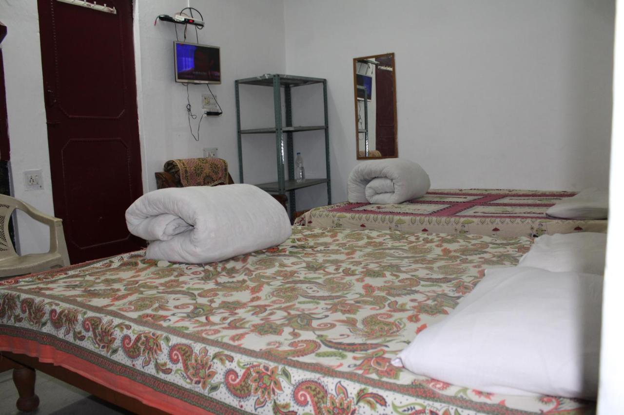 Laxmi Lodge Rishīkesh المظهر الخارجي الصورة