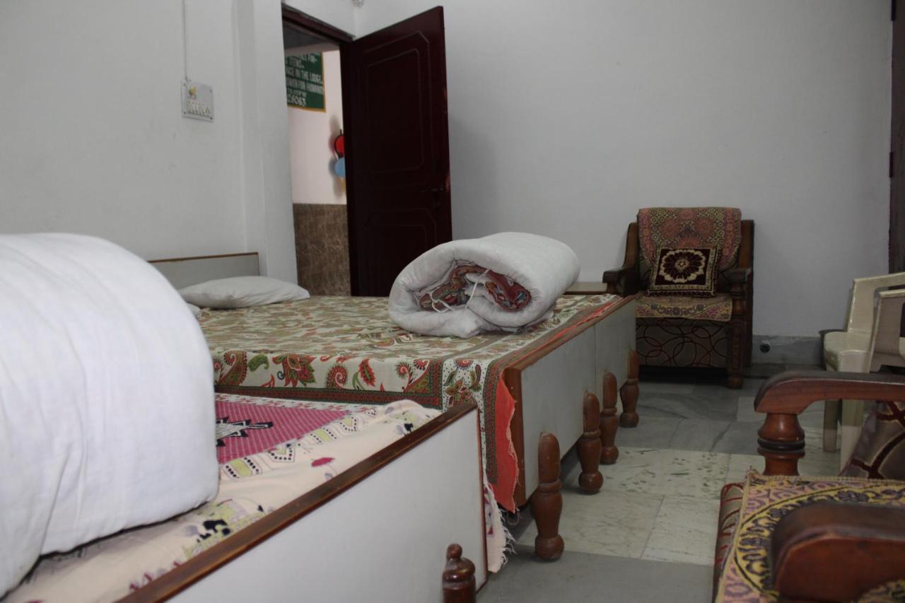 Laxmi Lodge Rishīkesh المظهر الخارجي الصورة